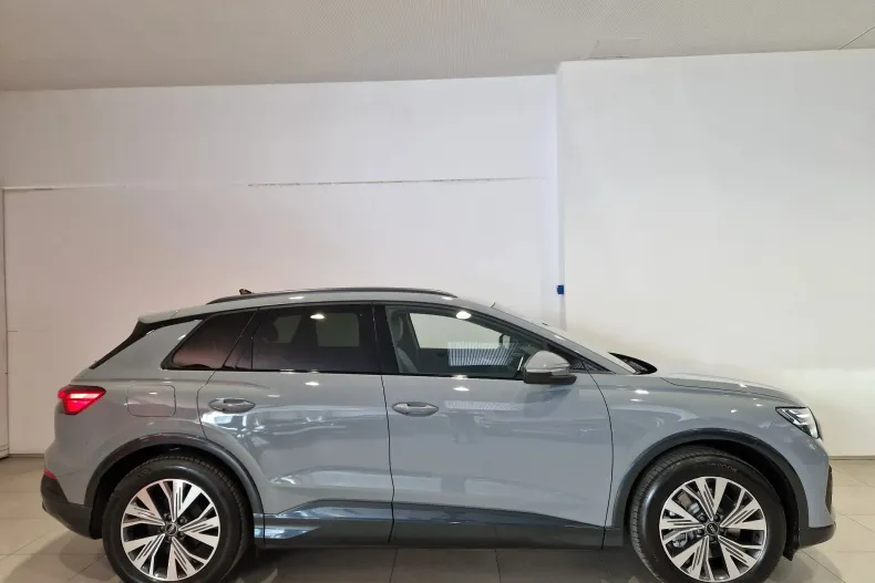 Audi Q4 din 2025 cu 5.000 km - oferta AUD129757 - foto 6
