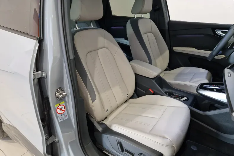 Audi Q4 din 2025 cu 5.000 km - oferta AUD129757 - foto 11