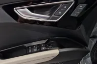 Audi Q4 din 2025 cu 5.000 km - oferta AUD129757 - foto 14