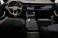 Audi Q7 din 2024 cu 5.000 km - oferta AUD129760 - foto 12