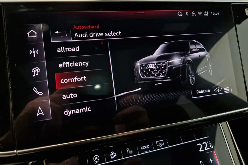 Audi Q7 din 2024 cu 5.000 km - oferta AUD129760 - foto 24