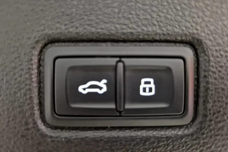 Audi Q7 din 2024 cu 5.000 km - oferta AUD129760 - foto 34