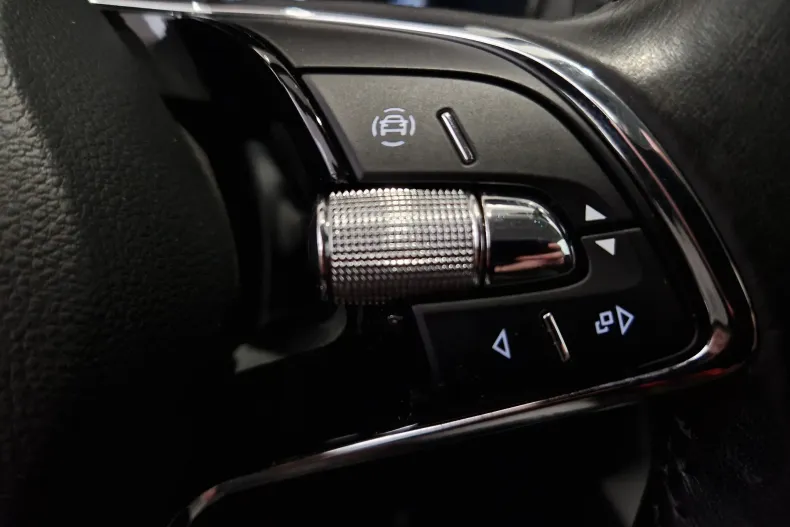 Skoda Karoq din 2020 cu 86.731 km - oferta SKO129761 - foto 19