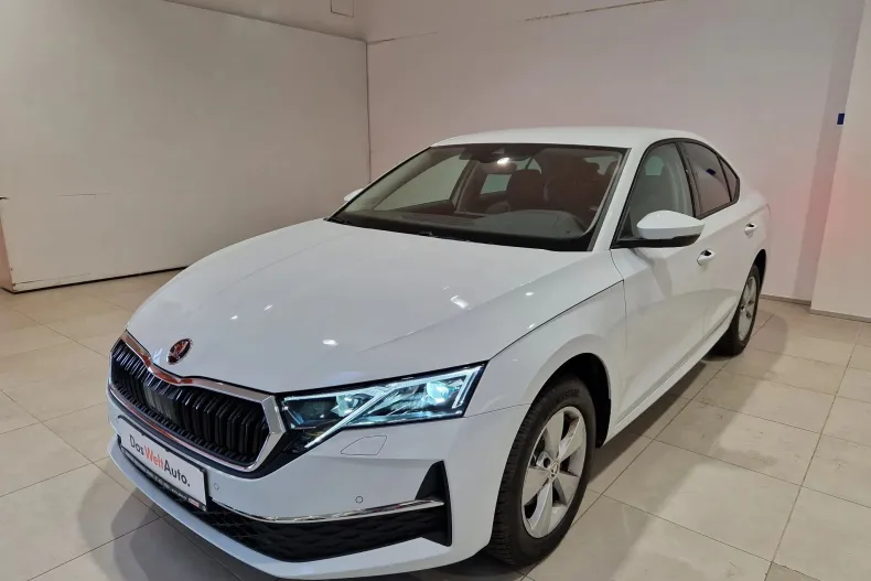 Skoda Octavia din 2025 cu 5.000 km - oferta SKO129764 - foto 1