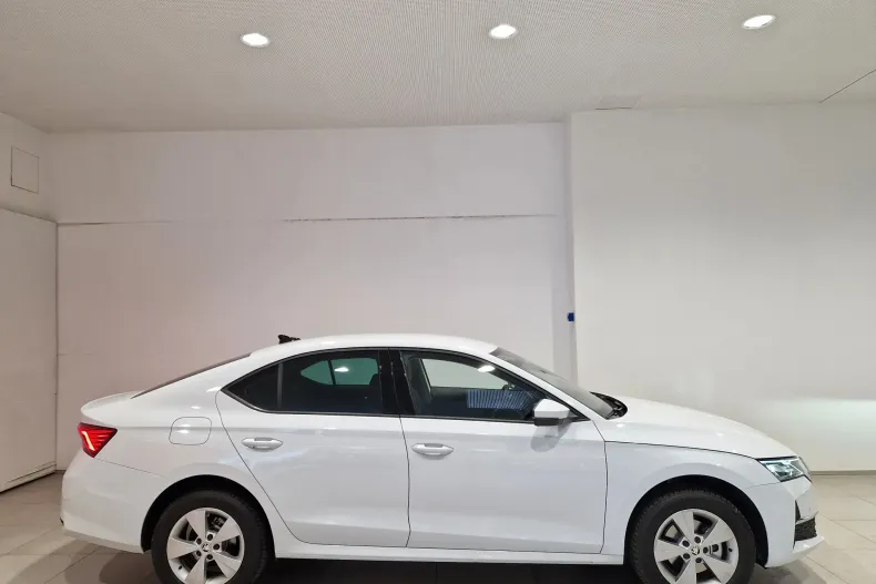 Skoda Octavia din 2025 cu 5.000 km - oferta SKO129764 - foto 6