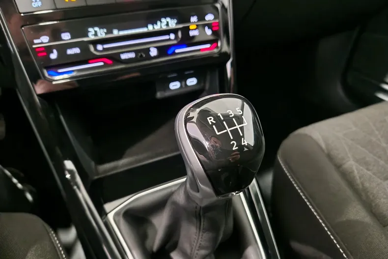 Volkswagen T-Cross din 2024 cu 6.945 km - oferta VOL129765 - foto 25