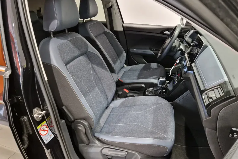 Volkswagen T-Cross din 2024 cu 22.018 km - oferta VOL129766 - foto 13