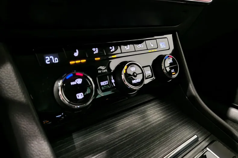 Skoda Superb din 2021 cu 94.209 km - oferta SKO129767 - foto 27