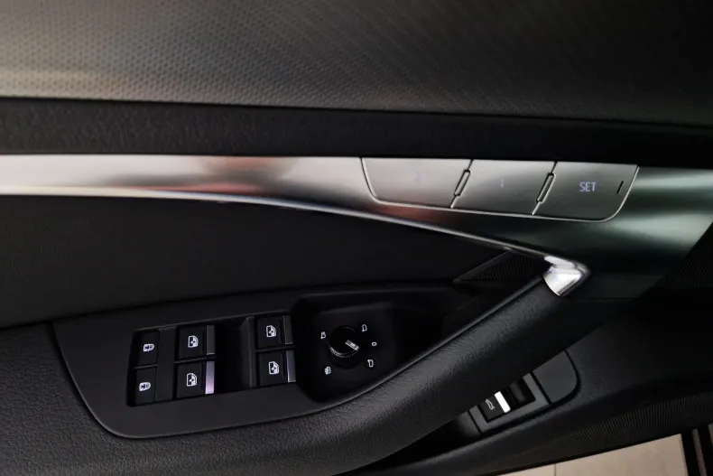 Audi A6 din 2024 cu 5.000 km - oferta AUD129786 - foto 16