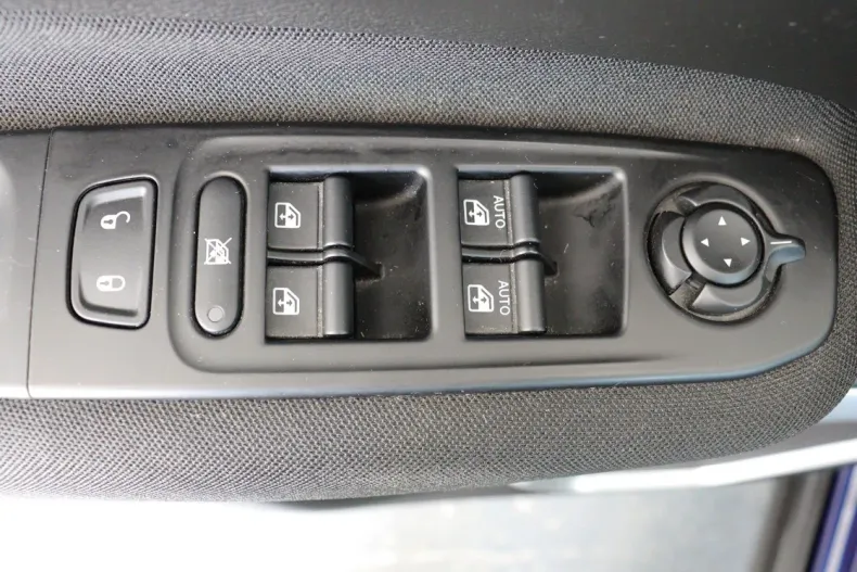 Jeep Renegade din 2021 cu 101.110 km - oferta JEE129791 - foto 12