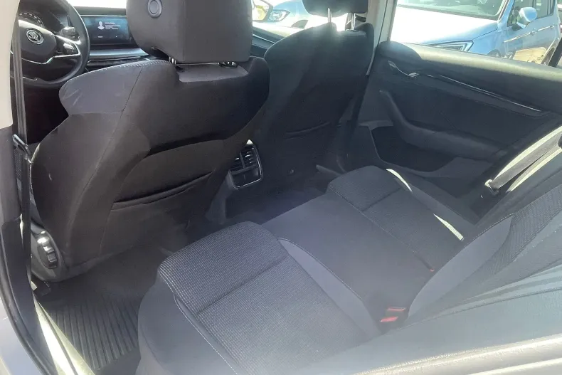 Skoda Octavia din 2022 cu 32.116 km - oferta SKO129810 - foto 12