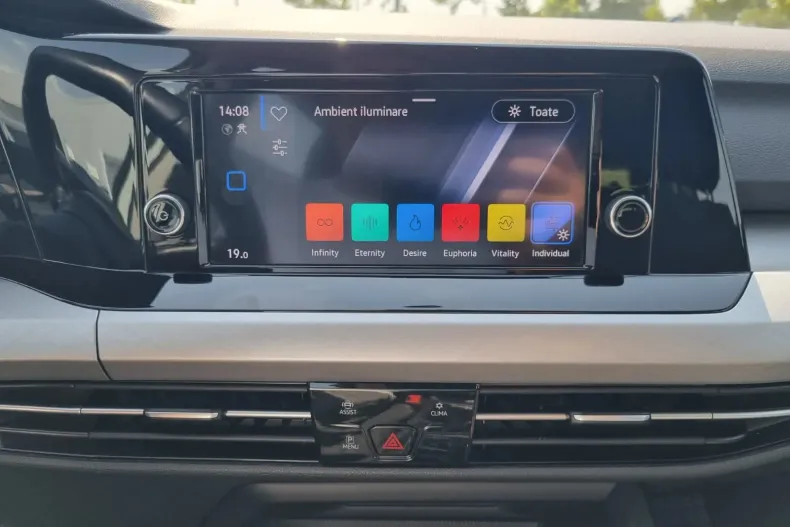 Volkswagen Golf din 2020 cu 38.203 km - oferta VOL129815 - foto 25