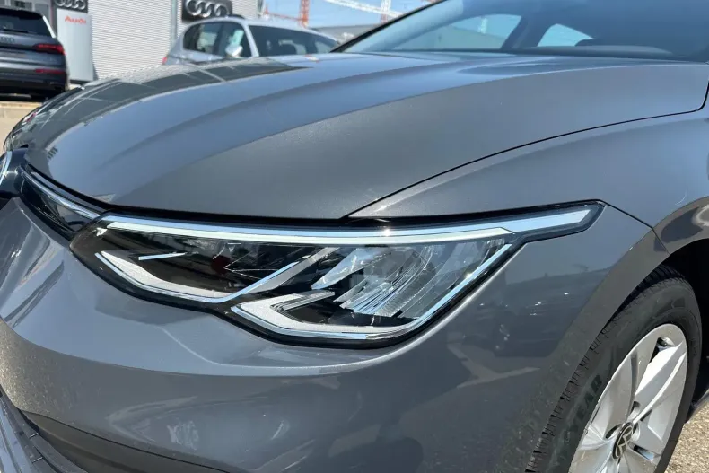 Volkswagen Golf din 2021 cu 40.281 km - oferta VOL129818 - foto 9