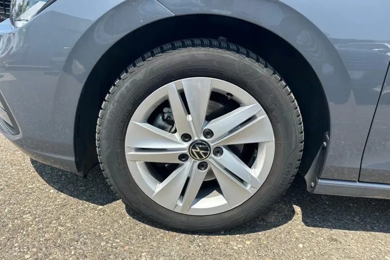 Volkswagen Golf din 2021 cu 40.281 km - oferta VOL129818 - foto 10