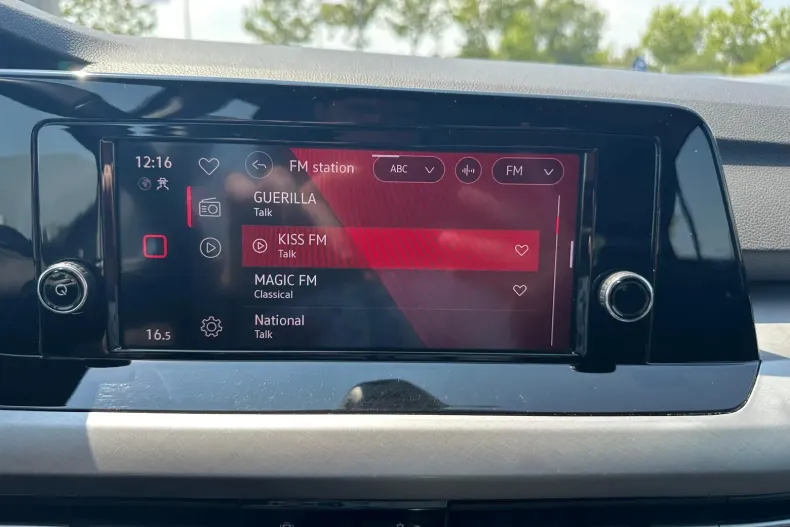 Volkswagen Golf din 2021 cu 40.281 km - oferta VOL129818 - foto 27