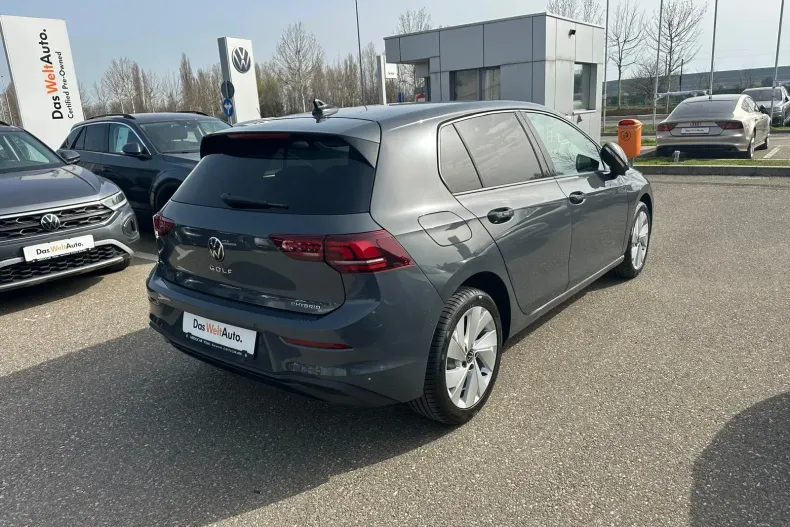 Volkswagen Golf din 2025 cu 1.500 km - oferta VOL129823 - foto 3