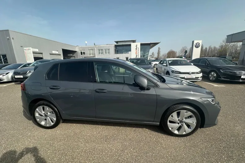 Volkswagen Golf din 2025 cu 1.500 km - oferta VOL129823 - foto 5