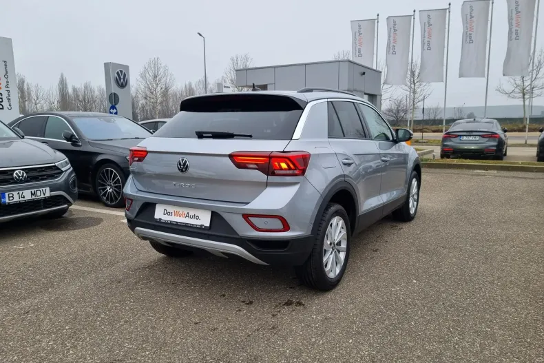 Volkswagen T-Roc din 2025 cu 100 km - oferta VOL129825 - foto 4