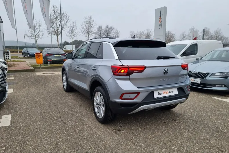 Volkswagen T-Roc din 2025 cu 100 km - oferta VOL129825 - foto 7