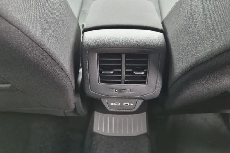 Volkswagen T-Roc din 2025 cu 100 km - oferta VOL129825 - foto 15