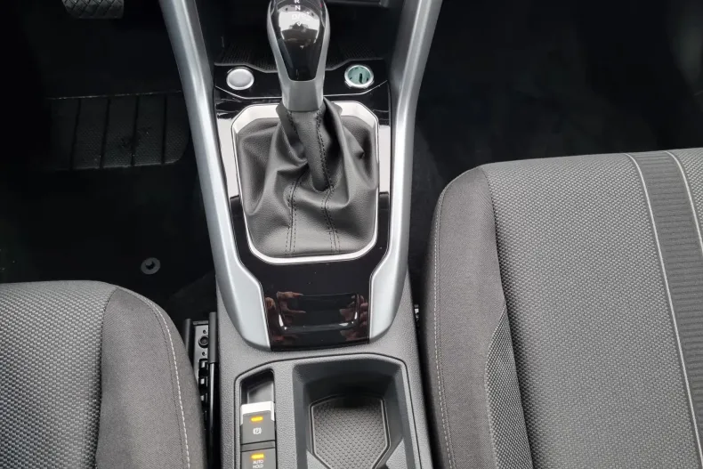 Volkswagen T-Roc din 2025 cu 100 km - oferta VOL129825 - foto 18