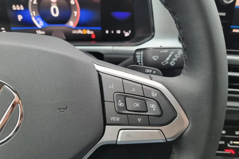 Volkswagen T-Roc din 2025 cu 100 km - oferta VOL129825 - foto 19