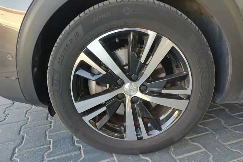 Peugeot 3008 din 2020 cu 75.346 km - oferta PEU129836 - foto 4