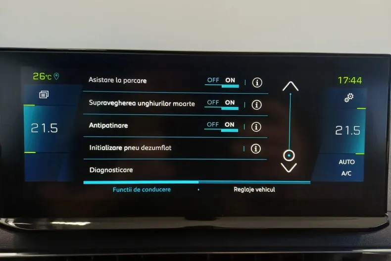 Peugeot 3008 din 2020 cu 75.346 km - oferta PEU129836 - foto 20