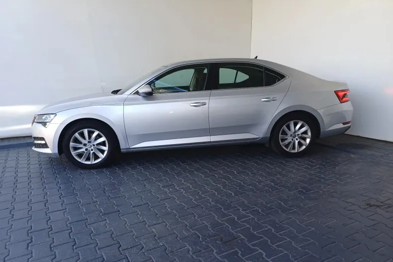 Skoda Superb din 2020 cu 133.420 km - oferta SKO129838 - foto 2