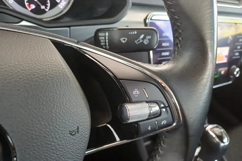 Skoda Superb din 2020 cu 133.420 km - oferta SKO129838 - foto 13