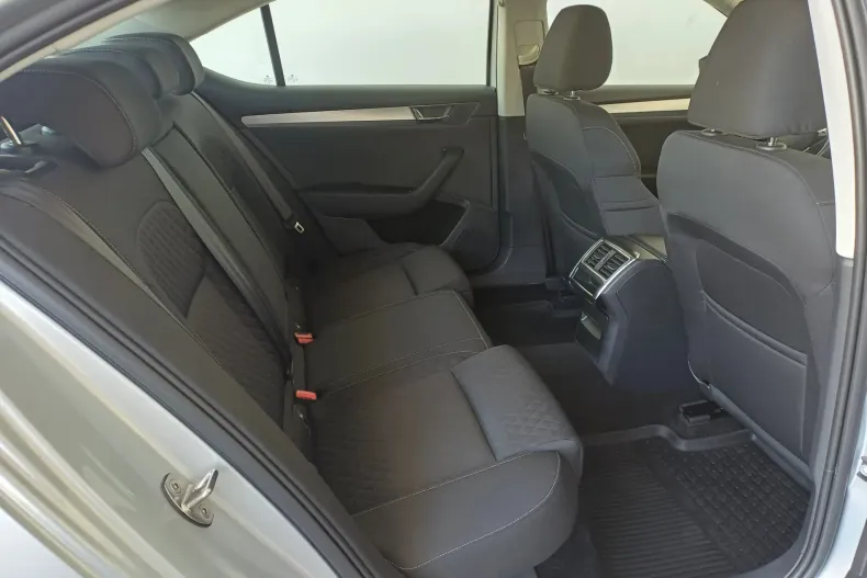 Skoda Superb din 2020 cu 133.420 km - oferta SKO129838 - foto 30