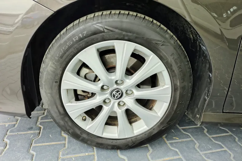 Toyota Camry din 2020 cu 50.244 km - oferta TOY129843 - foto 4