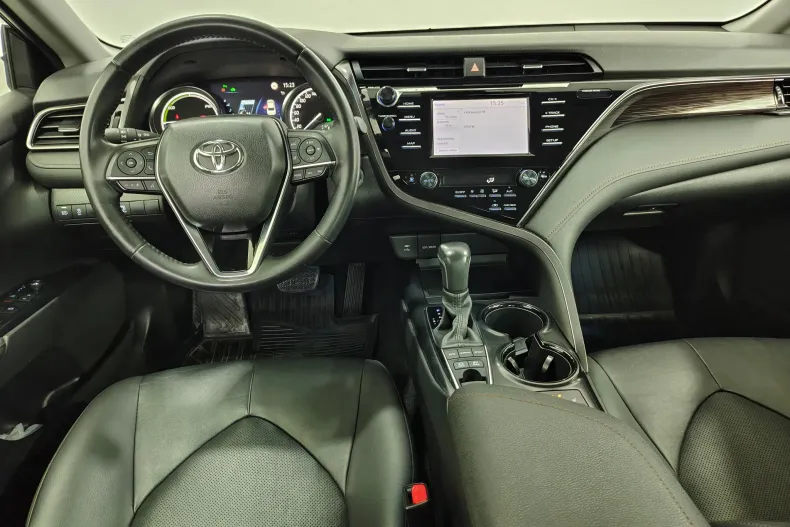 Toyota Camry din 2020 cu 50.244 km - oferta TOY129843 - foto 9