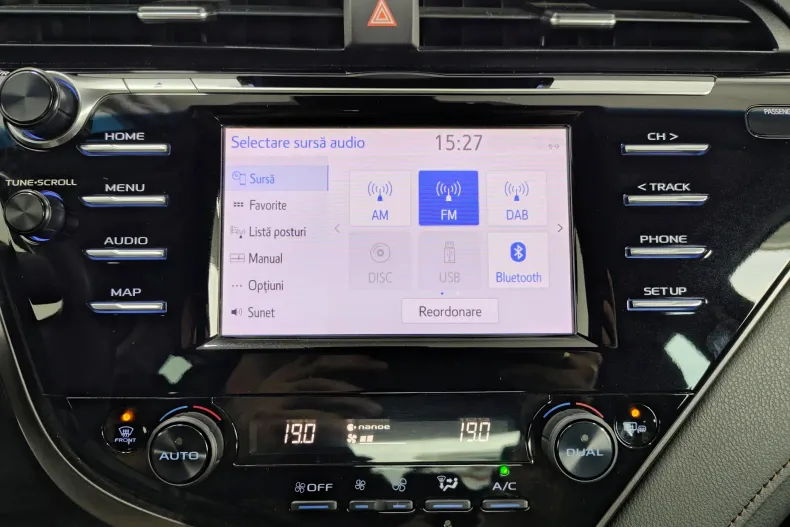 Toyota Camry din 2020 cu 50.244 km - oferta TOY129843 - foto 21