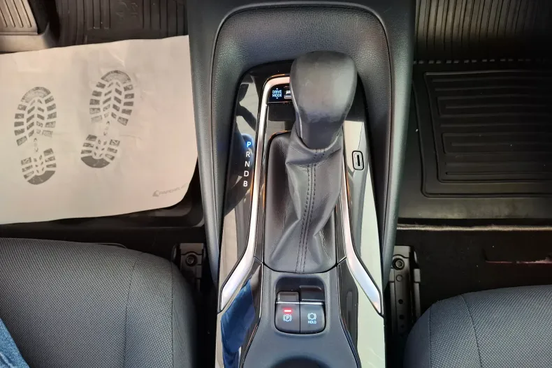 Toyota Corolla din 2020 cu 77.843 km - oferta TOY129851 - foto 20