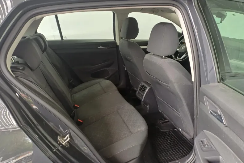 Volkswagen Golf din 2021 cu 104.184 km - oferta VOL129863 - foto 28