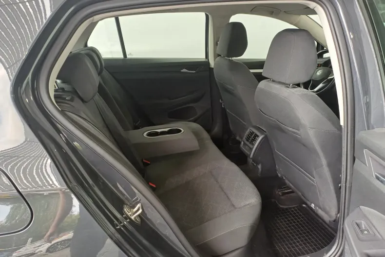 Volkswagen Golf din 2021 cu 104.184 km - oferta VOL129863 - foto 29