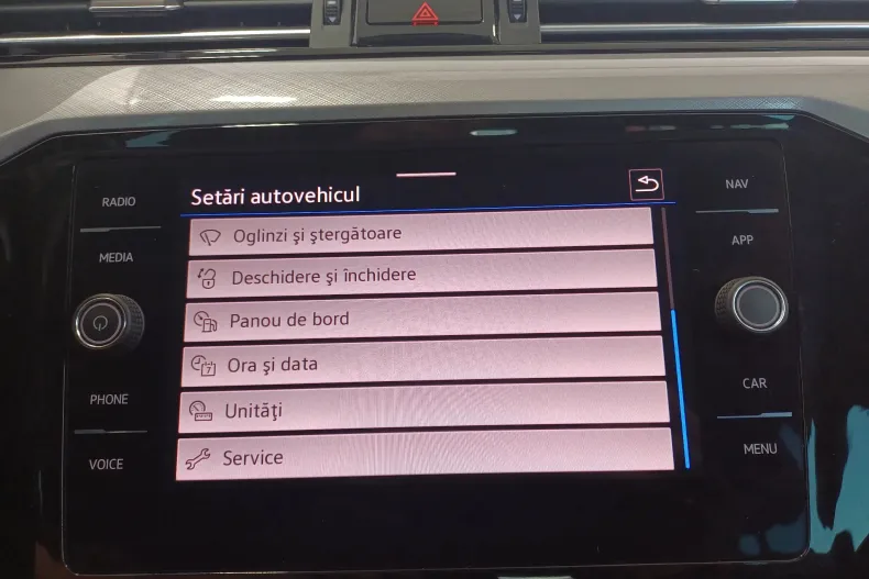 Volkswagen Passat din 2021 cu 99.170 km - oferta VOL129869 - foto 19