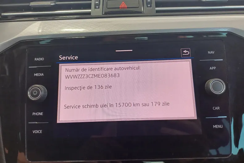 Volkswagen Passat din 2021 cu 99.170 km - oferta VOL129869 - foto 20