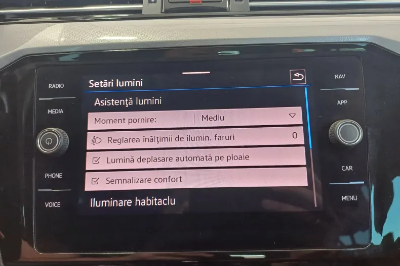 Volkswagen Passat din 2021 cu 99.170 km - oferta VOL129869 - foto 21