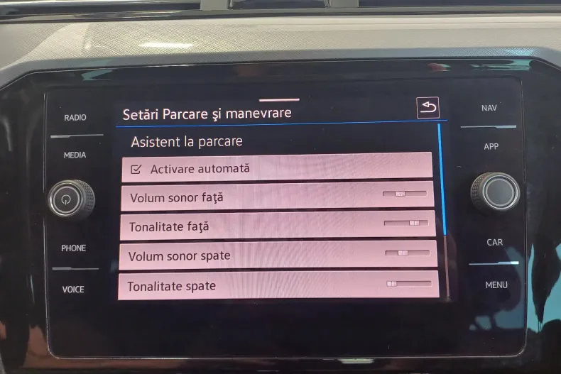 Volkswagen Passat din 2021 cu 99.170 km - oferta VOL129869 - foto 23