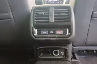 Volkswagen Passat din 2021 cu 99.170 km - oferta VOL129869 - foto 35