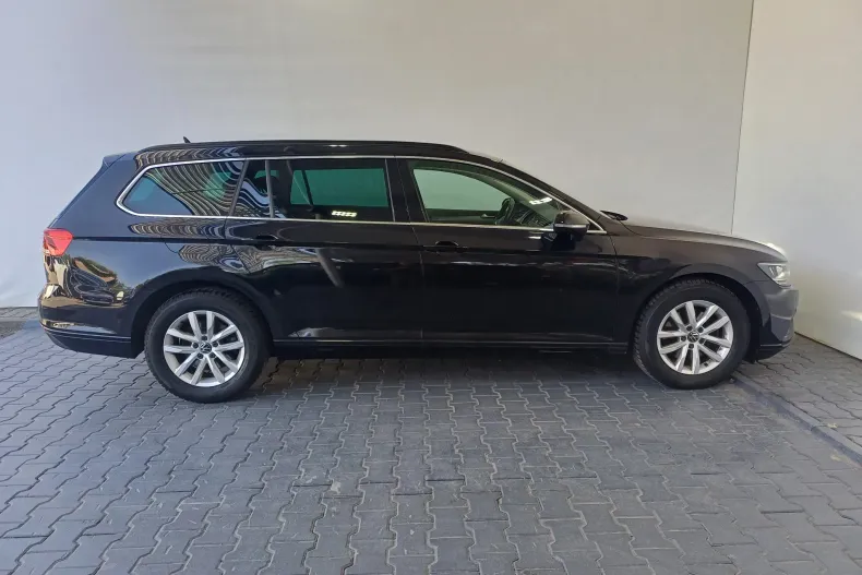 Volkswagen Passat din 2021 cu 99.170 km - oferta VOL129869 - foto 39