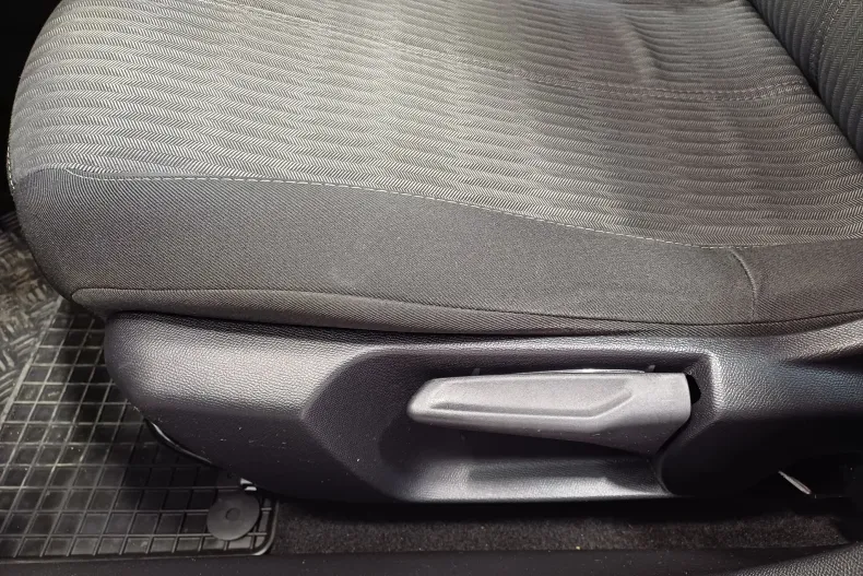 Opel Corsa din 2023 cu 77.488 km - oferta OPE129873 - foto 9