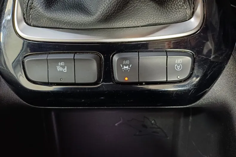 Opel Corsa din 2023 cu 77.488 km - oferta OPE129873 - foto 14