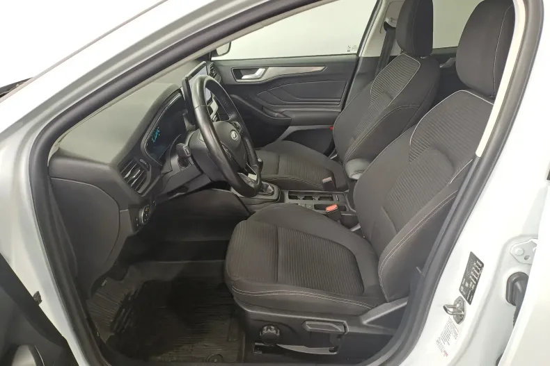 Ford Focus din 2022 cu 86.715 km - oferta FOR129877 - foto 5