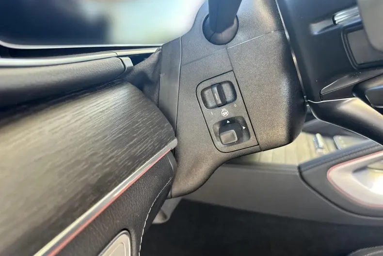 Mercedes-Benz GLE din 2024 cu 13.663 km - oferta MER129894 - foto 21