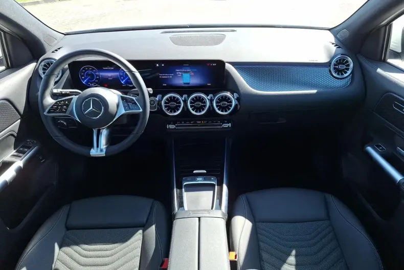 Mercedes-Benz EQA din 2024 cu 12.010 km - oferta MER129912 - foto 12