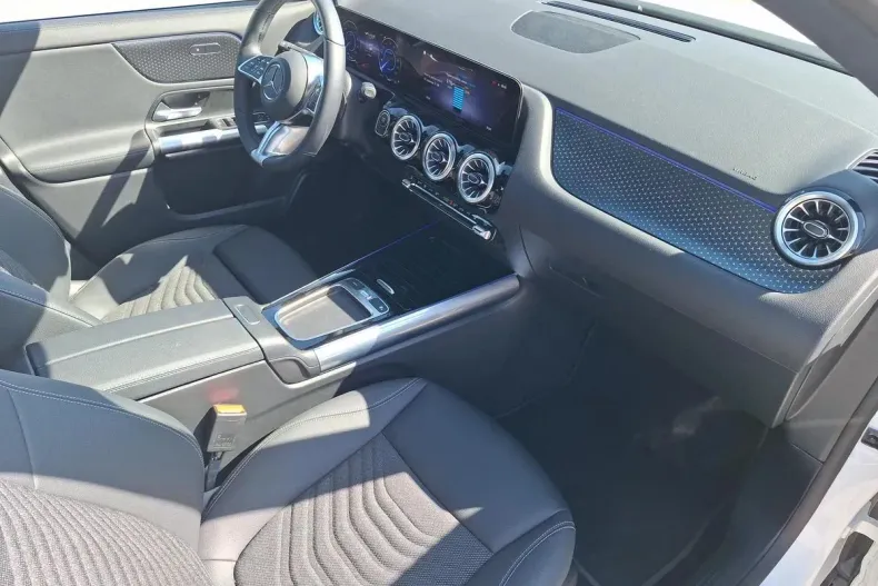 Mercedes-Benz EQA din 2024 cu 12.010 km - oferta MER129912 - foto 13