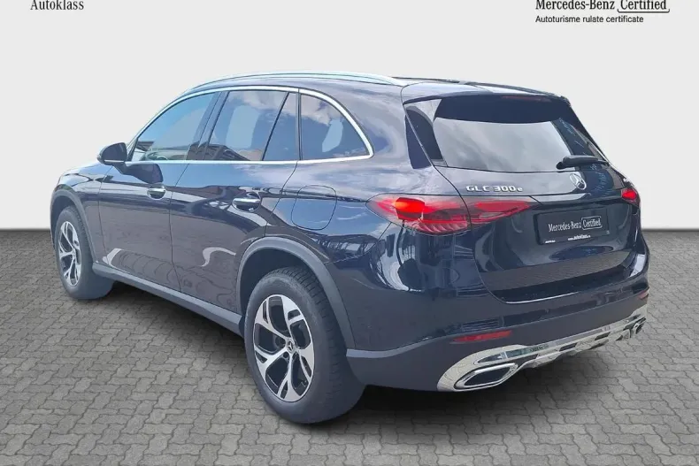 Mercedes-Benz GLC din 2024 cu 13.448 km - oferta MER129919 - foto 4